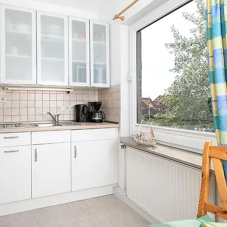 Haus Delphin Апартаменты Йюст