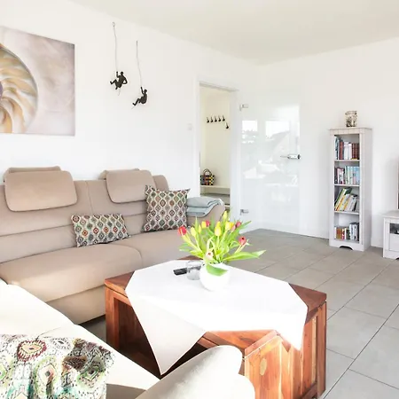 Haus Delphin * Йюст